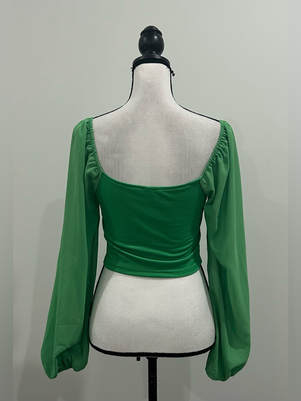 Shein Ruched Crop Top - Picture 4 of 4